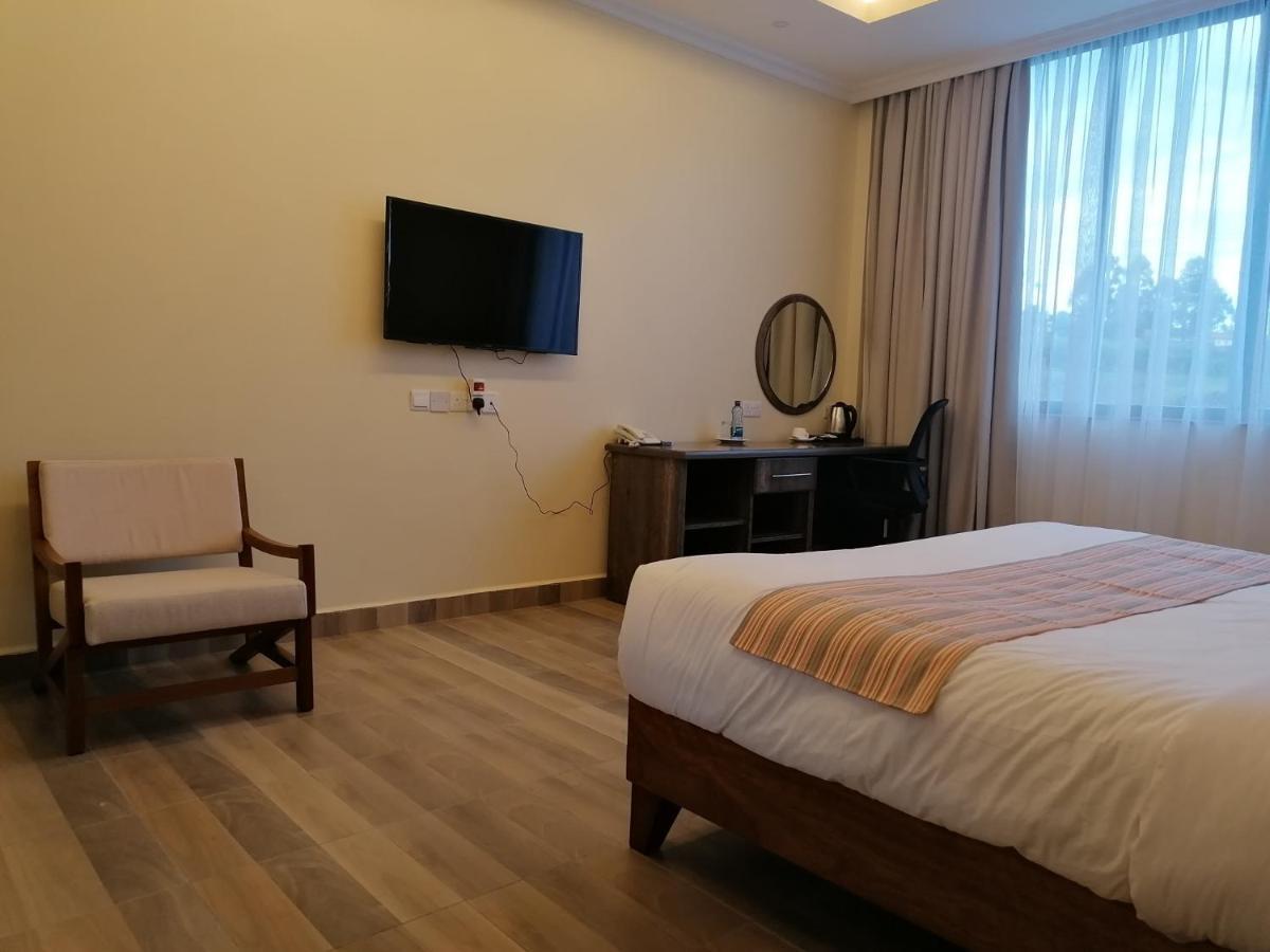 The Willis Hotel, Bomet Екстериор снимка