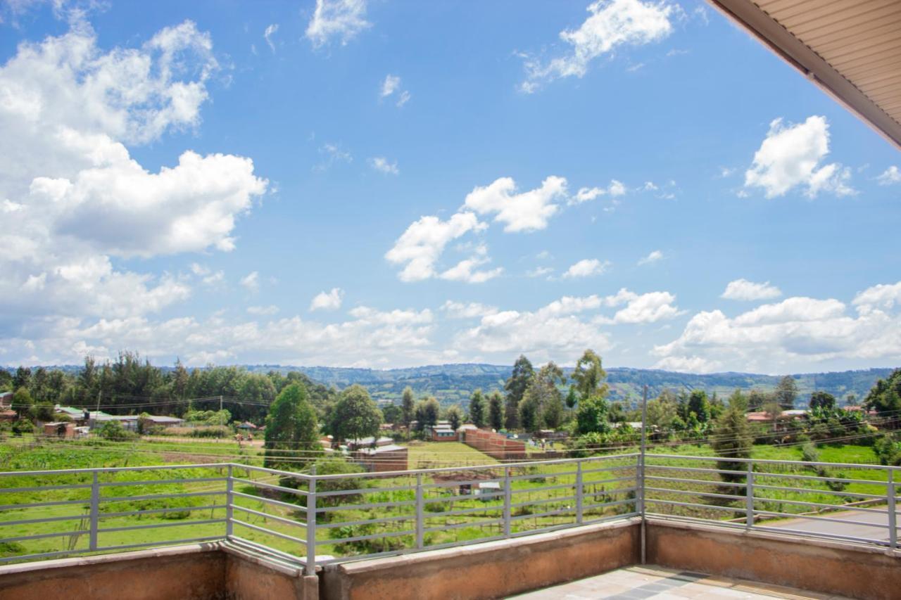 The Willis Hotel, Bomet Екстериор снимка
